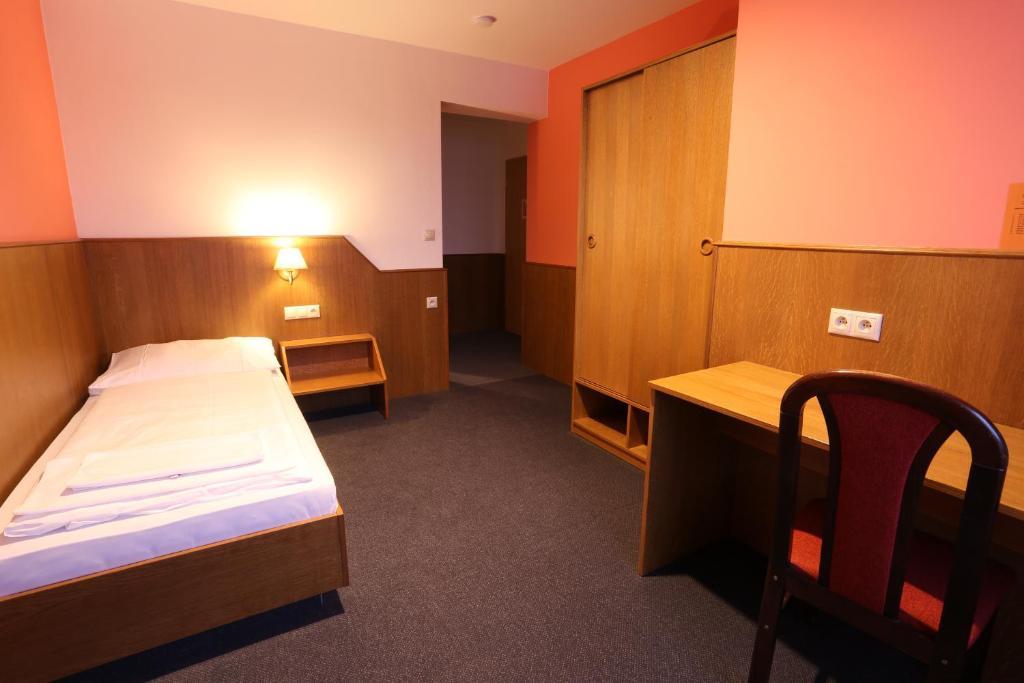 Hotel Hajcman Žďár nad Sázavou Szoba fotó